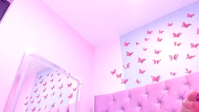 Stripchat Sex Cam for EmmaEbony_