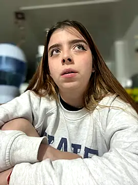 Stripchat Sex Cam for Cloew_Marz