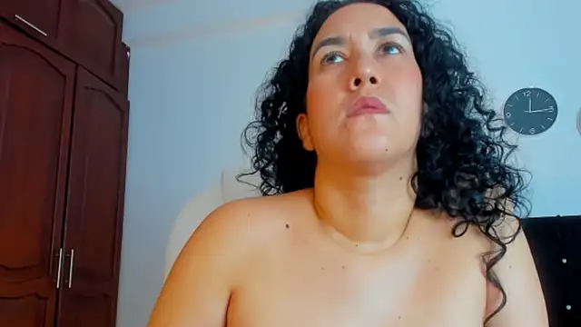 Stripchat Sex Cam for kathyajhonss