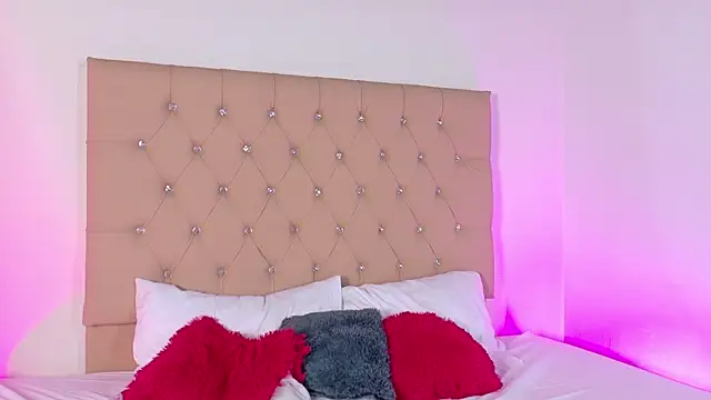 Stripchat Sex Cam for Hannah__Steele