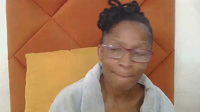 Stripchat Sex Cam for Sugarpoppy24