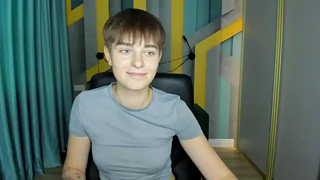 Stripchat Sex Cam for EmiliaYours
