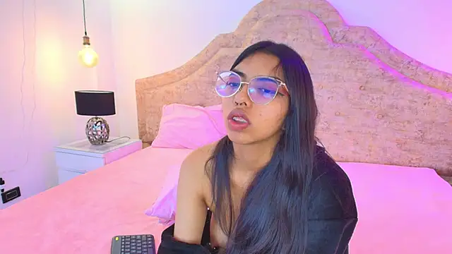 Stripchat Sex Cam for Sapphire_01