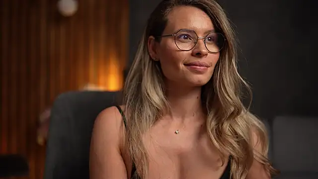 Stripchat Sex Cam for BrandyWhite
