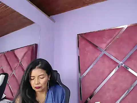 Stripchat Sex Cam for DianaOchoa_