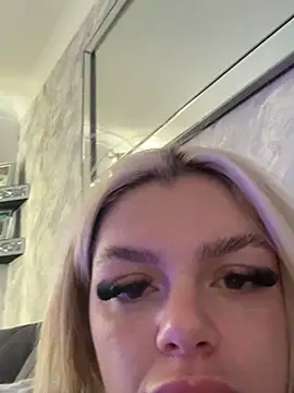 Stripchat Sex Cam for Irish_BarbieMilfx