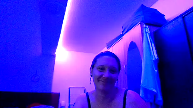 Stripchat Sex Cam for LeAnnMelon