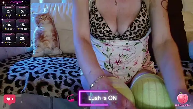 Stripchat Sex Cam for SexyChelsy2024