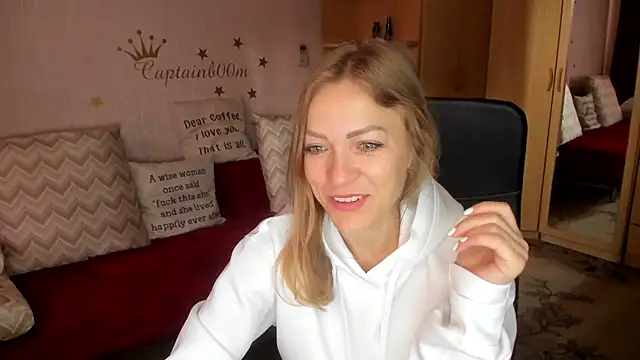 Stripchat Sex Cam for SilviaEyes
