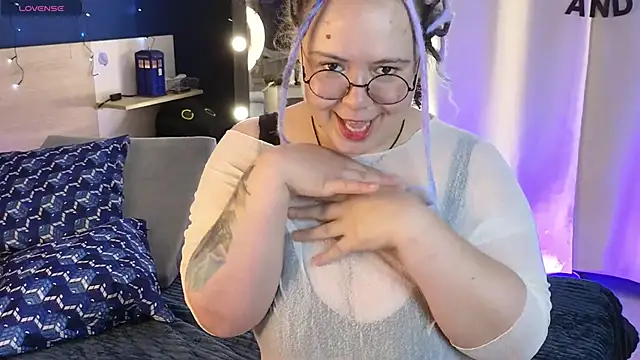 Stripchat Sex Cam for MollyBull