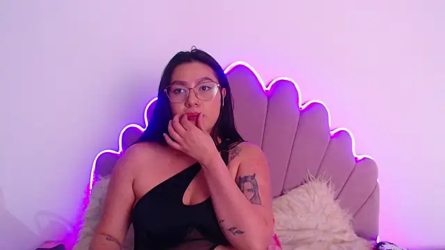 Stripchat Sex Cam for emily-777
