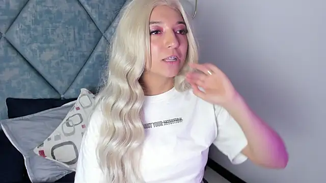 Stripchat Sex Cam for Lara_Crofftt