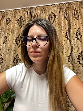 Stripchat Sex Cam for NadiraNoor