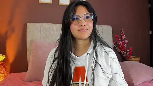 Stripchat Sex Cam for Little_Ivy