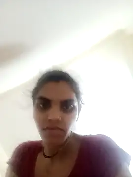 Stripchat Sex Cam for Aadhya_Bahri