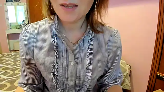 Stripchat Sex Cam for HolmesAriana
