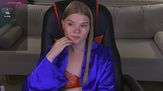 Stripchat Sex Cam for Nikole_Doll