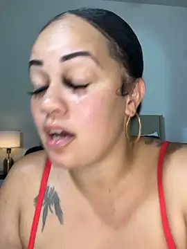 Stripchat Sex Cam for DestineeJayde