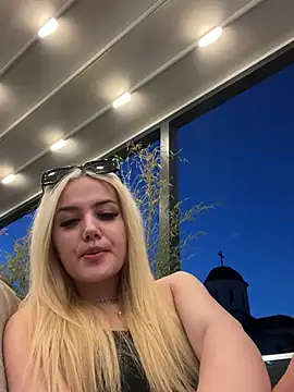 Stripchat Sex Cam for SerenaKim