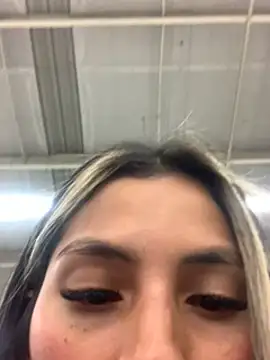 Stripchat Sex Cam for cami_leon
