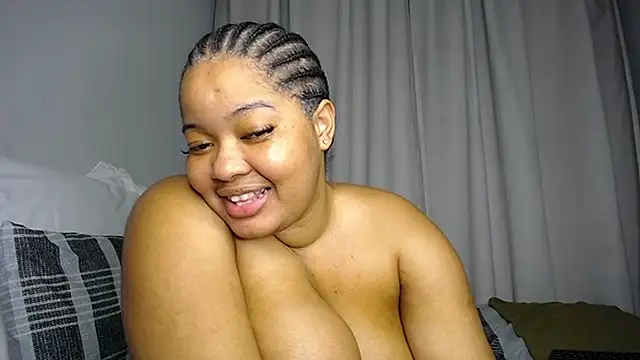 Stripchat Sex Cam for sexytinashe21
