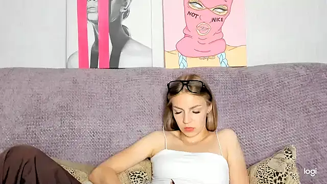 Stripchat Sex Cam for HitGyrl