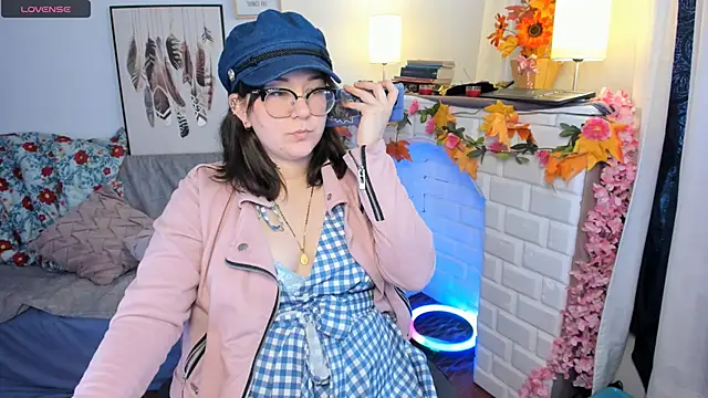 Stripchat Sex Cam for HunnyyLove