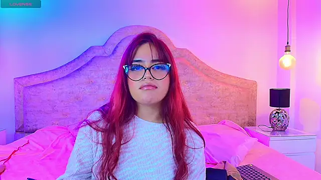 Stripchat Sex Cam for KhloeJohnson