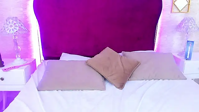Stripchat Sex Cam for LaylaDoll_