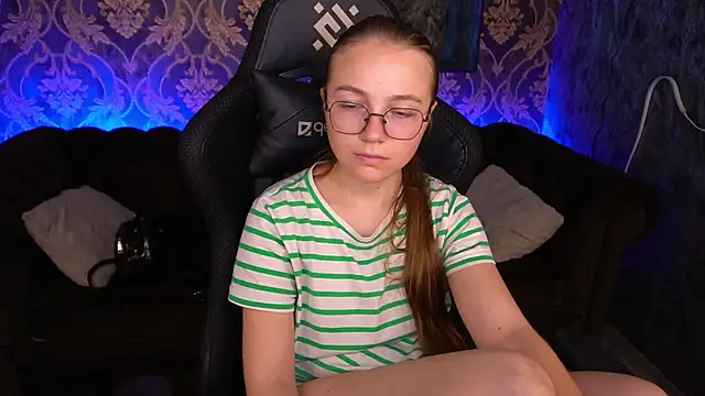 Stripchat Sex Cam for ArrinaWairr