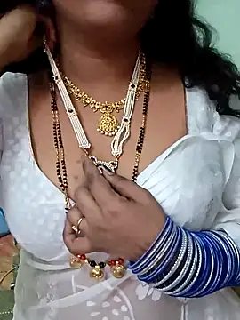 Stripchat Sex Cam for Urmila_555