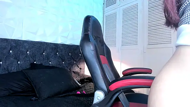 Stripchat Sex Cam for Emma_dl2